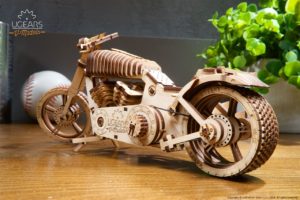 Ugears - Motorfiets VM-02